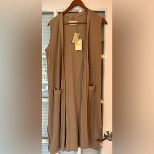 Propaganda long sleeveless cardigan